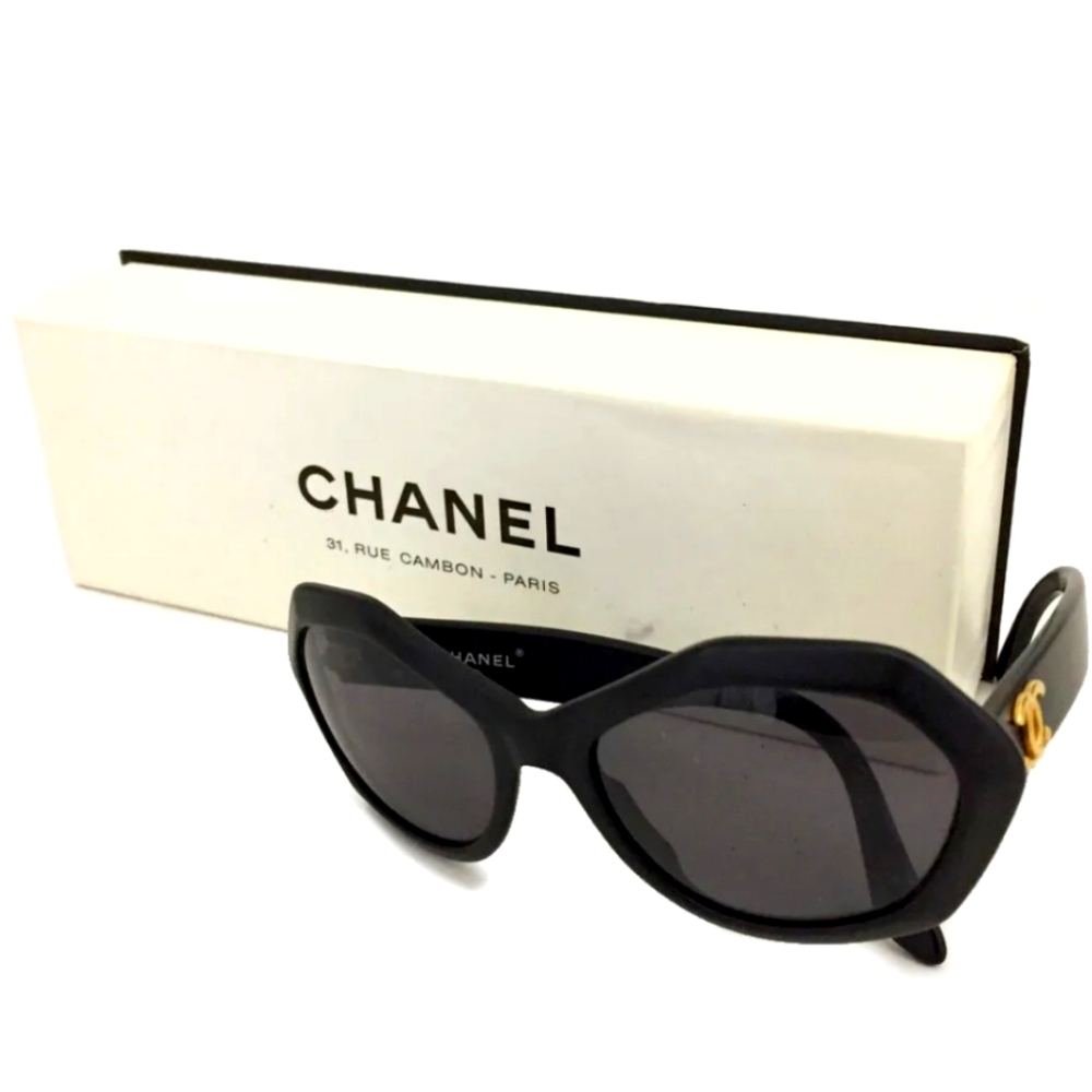 CHANEL CC LOGO BLACK SUNGLASSES/1C2179
